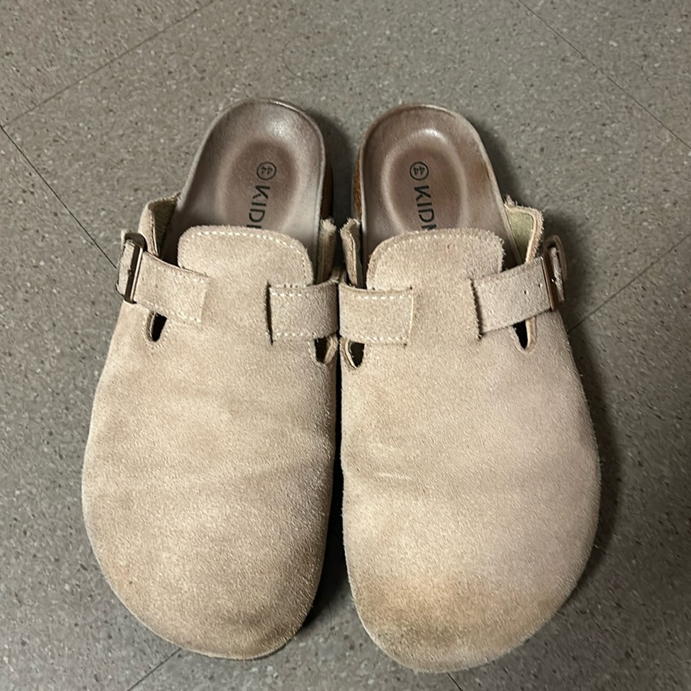 KIDMI Clogs Leather Mules Cork Footbed Sandals. Tread shows wear